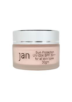 Day Cream 30gm For All Types of Skin with UV Rays Sun Protection